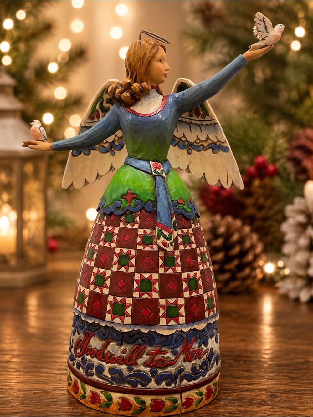 Jim Shore “Peace and Goodwill to All” Angel Figurine 2007
